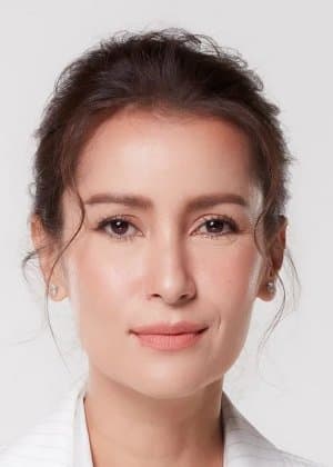Anne Thongprasom